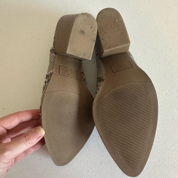 Women’s 8.5 Kaari Blue Gray Snakeskin Heeled Mules - Picture 11 of 11